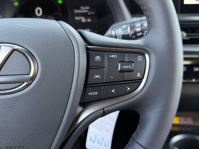 2026 Lexus UX PREMIUM AWD