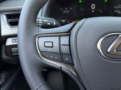 2026 Lexus UX PREMIUM AWD