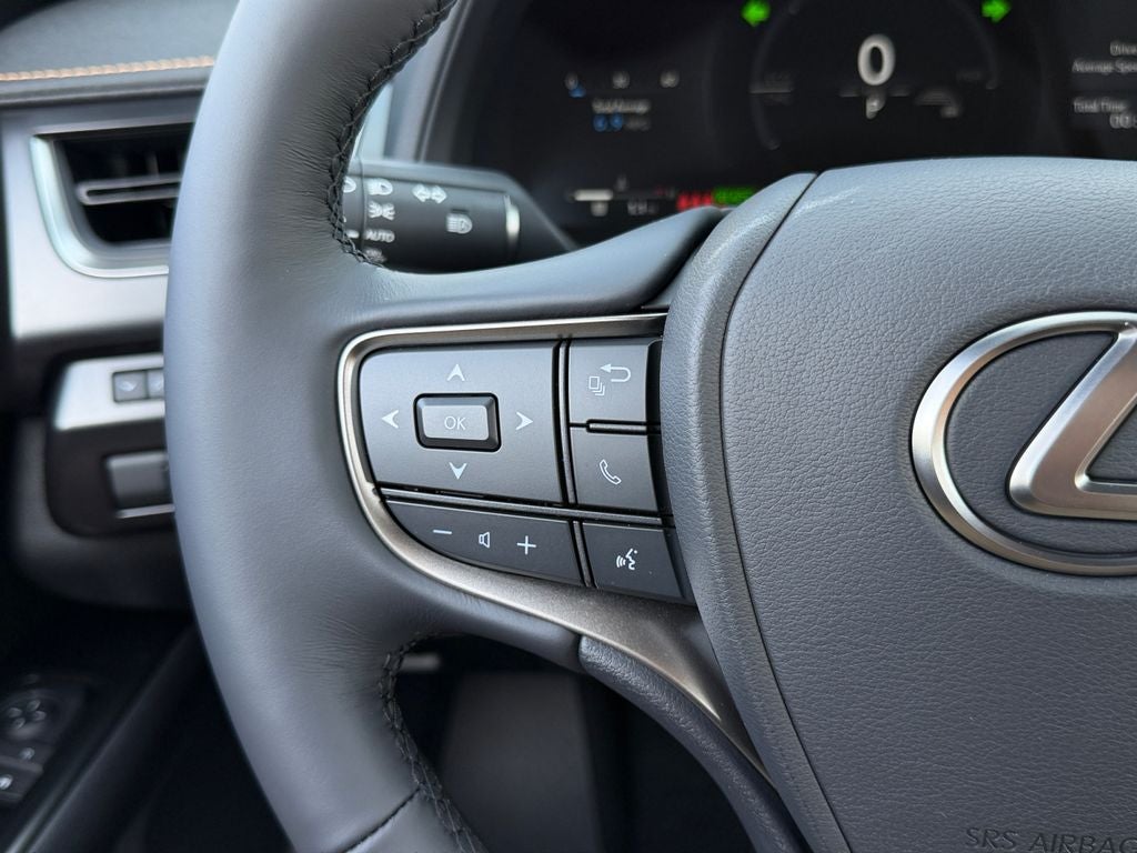 2026 Lexus UX PREMIUM AWD