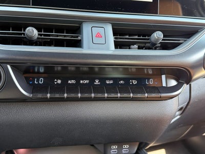 2026 Lexus UX PREMIUM AWD
