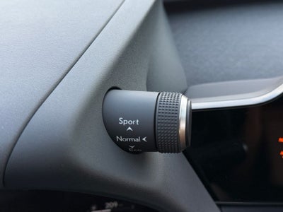2026 Lexus UX PREMIUM AWD