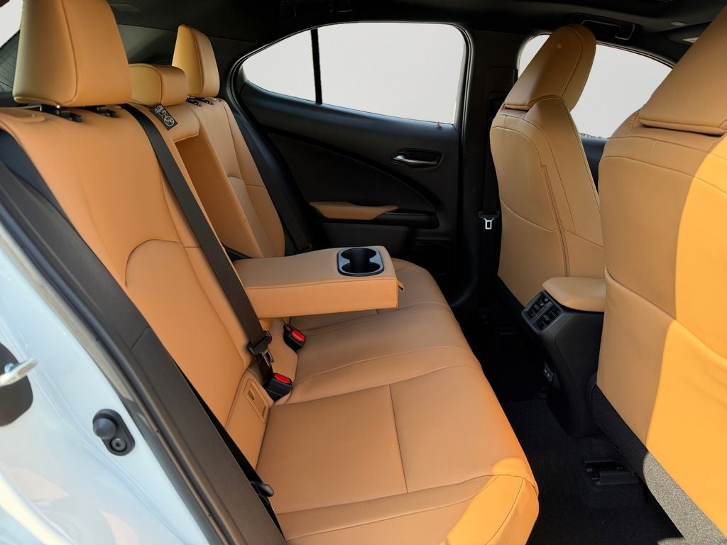 2026 Lexus UX PREMIUM AWD