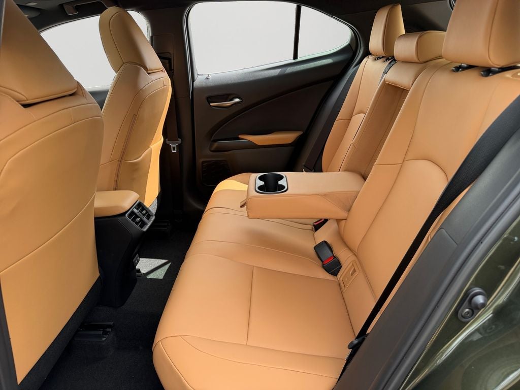 2026 Lexus UX PREMIUM AWD