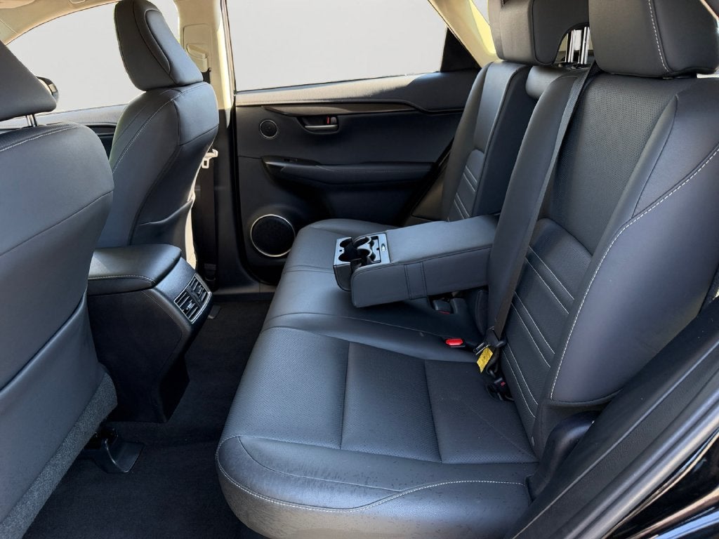 2017 Lexus NX 200t 200t
