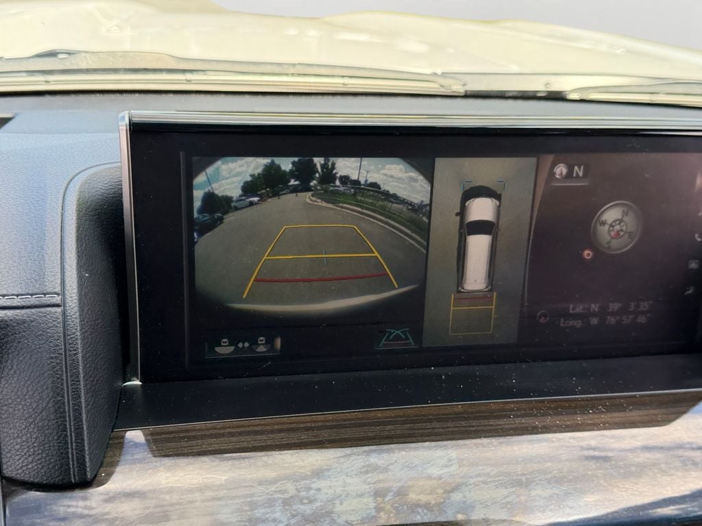 2021 Lexus LX 570 THREE-ROW