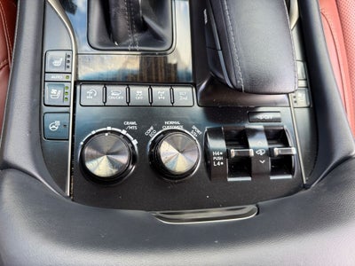 2021 Lexus LX 570 THREE-ROW