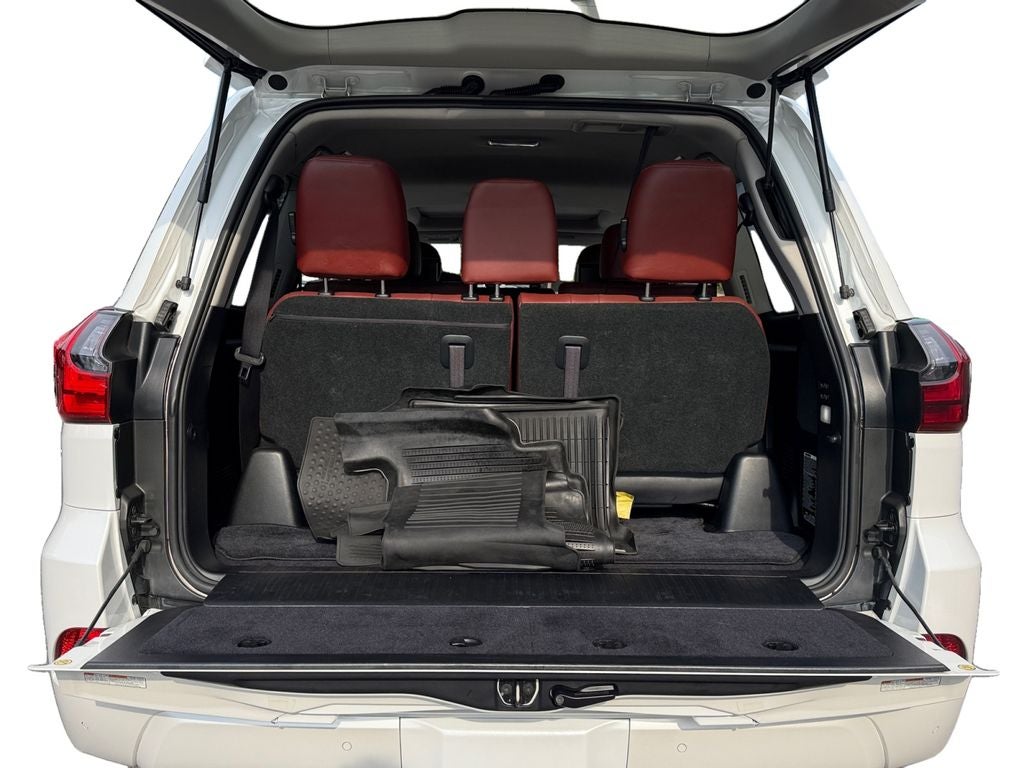 2021 Lexus LX 570 THREE-ROW