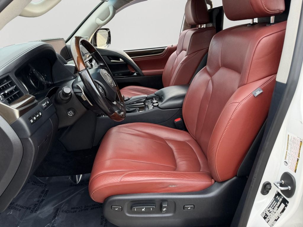 2021 Lexus LX 570 THREE-ROW