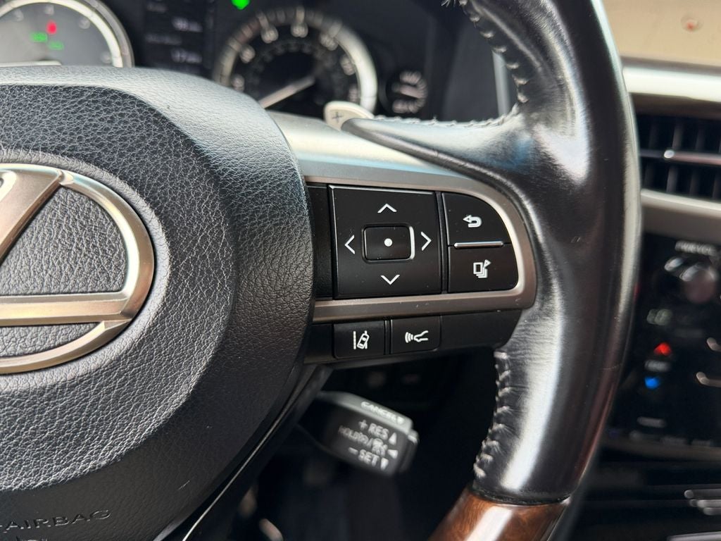 2021 Lexus LX 570 THREE-ROW