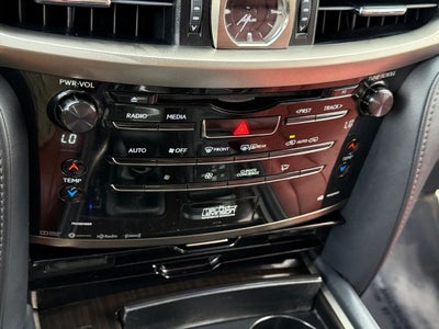 2021 Lexus LX 570 THREE-ROW