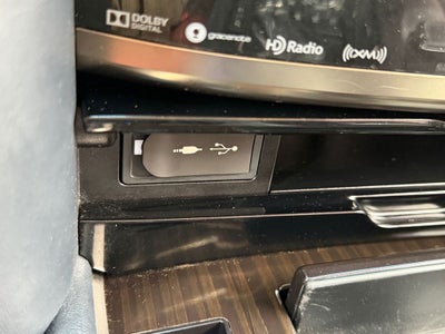 2021 Lexus LX 570 THREE-ROW