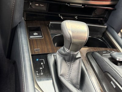 2021 Lexus LX 570 THREE-ROW