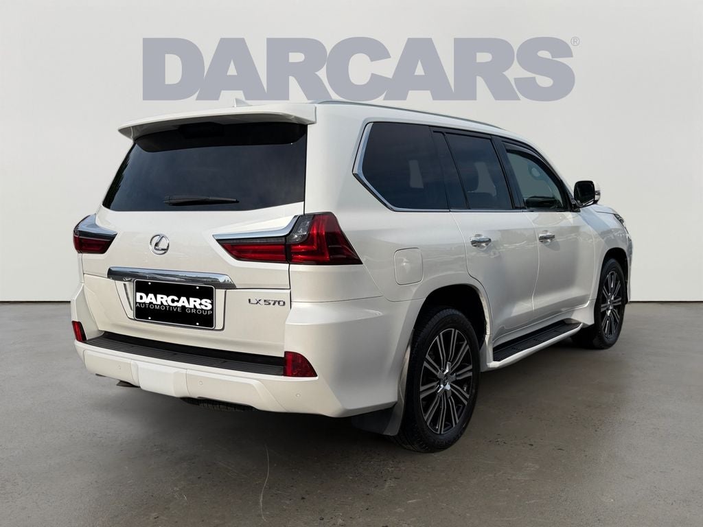 2021 Lexus LX 570 THREE-ROW