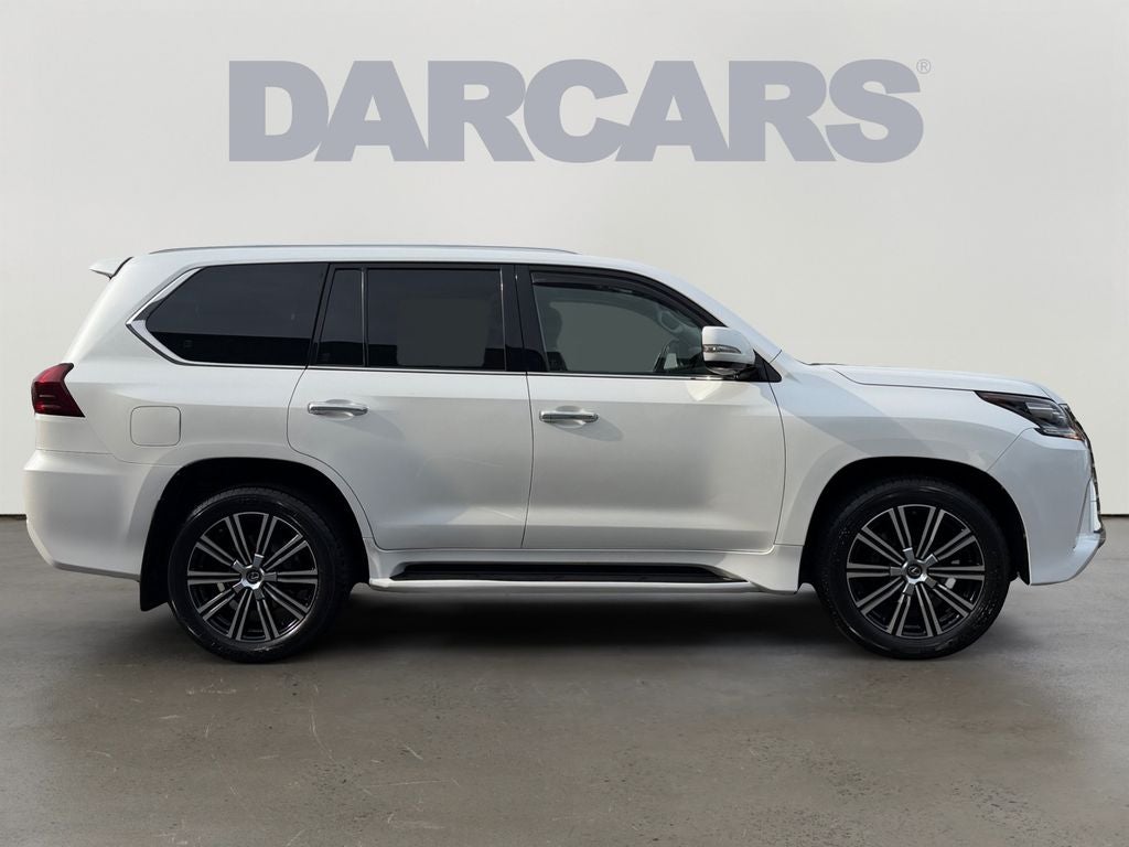 2021 Lexus LX 570 THREE-ROW
