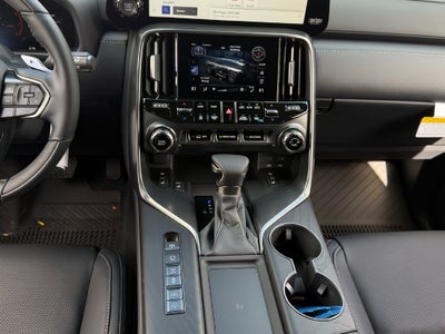 2026 Lexus LX LUXURY