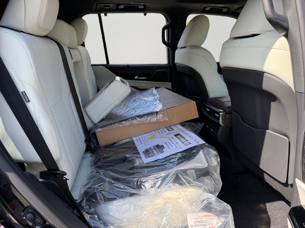 2026 Lexus LX LUXURY