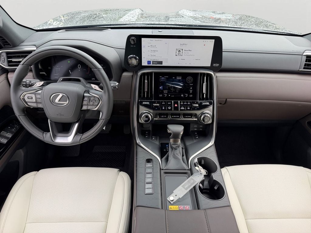 2026 Lexus LX LUXURY