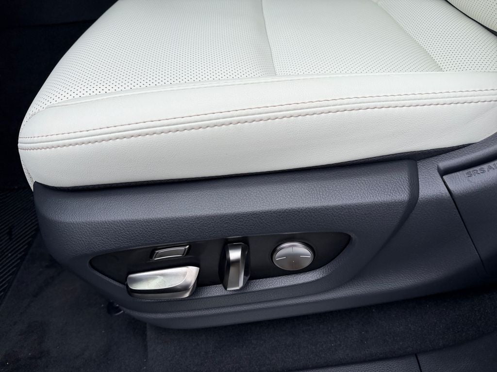 2026 Lexus LX LUXURY