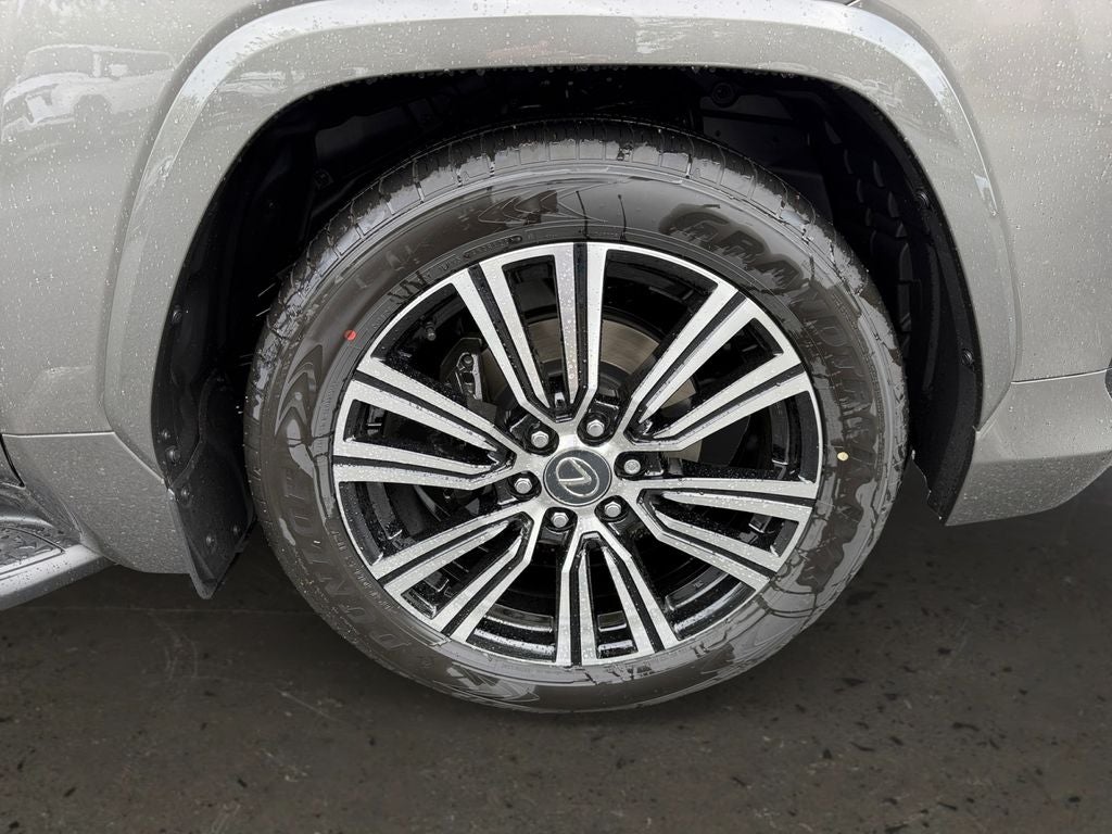 2026 Lexus LX LUXURY