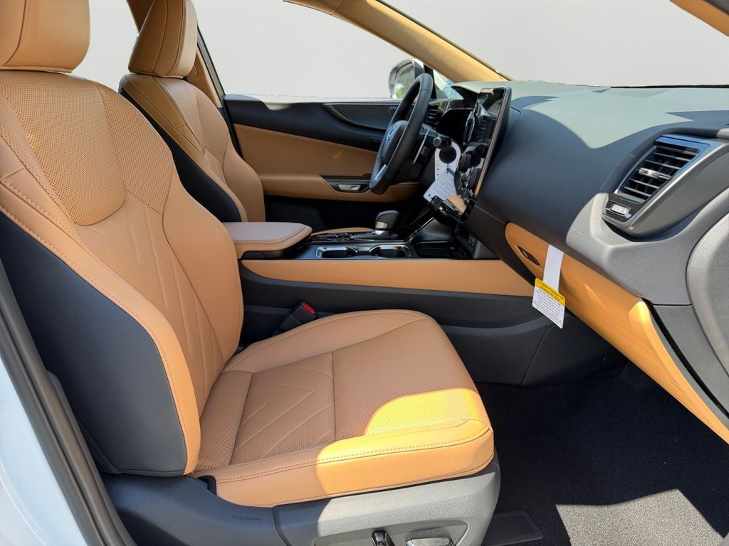 2026 Lexus NX LUXURY AWD