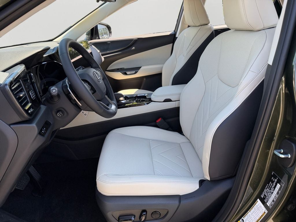 2026 Lexus NX LUXURY AWD