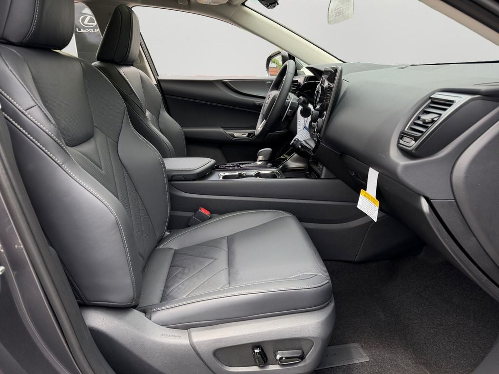 2026 Lexus NX LUXURY AWD