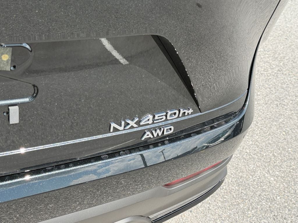 2026 Lexus NX LUXURY AWD