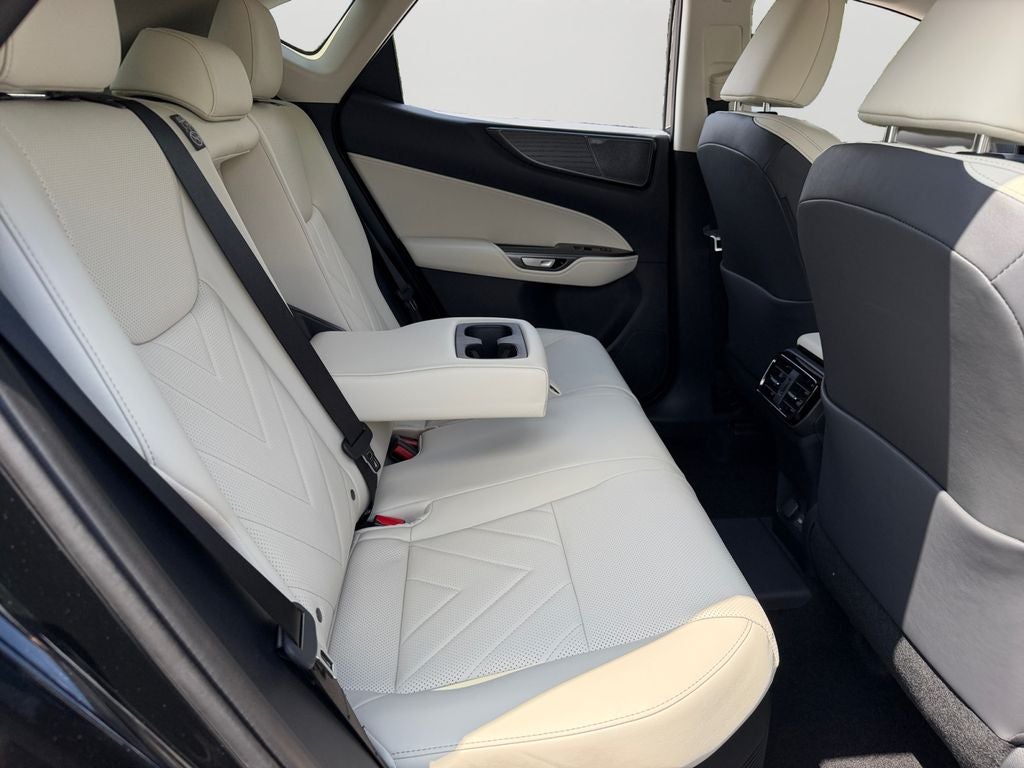 2026 Lexus NX LUXURY AWD