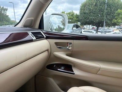 2013 Lexus LX 570 570