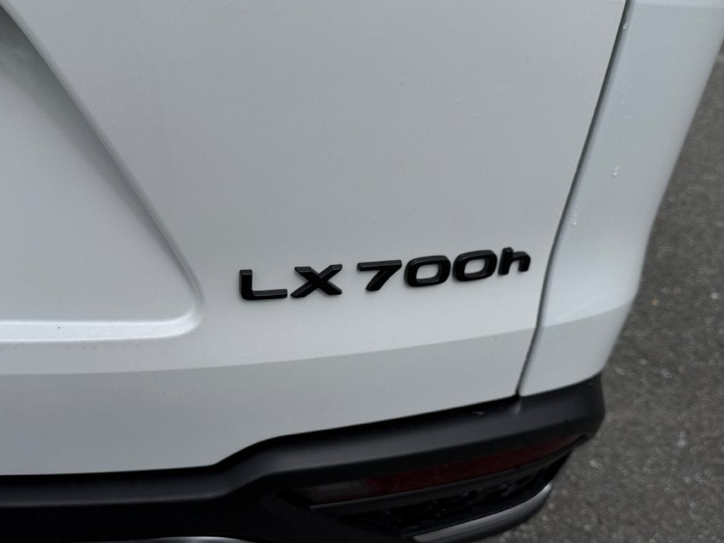 2026 Lexus LX F SPORT HANDLING