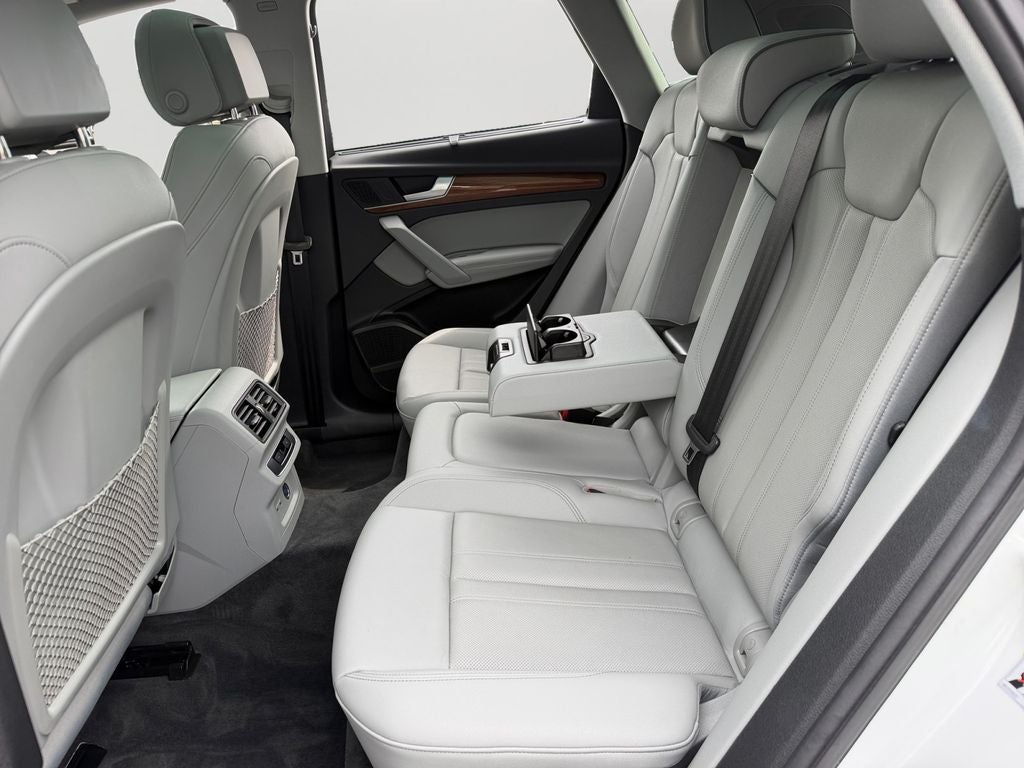 2024 Audi Q5 40 Premium Plus