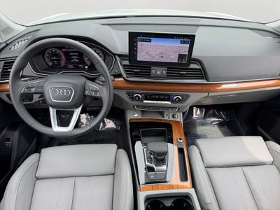 2024 Audi Q5 40 Premium Plus