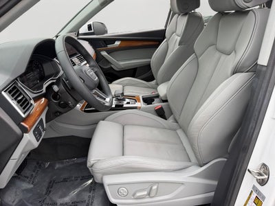 2024 Audi Q5 40 Premium Plus