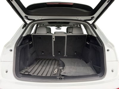 2024 Audi Q5 40 Premium Plus