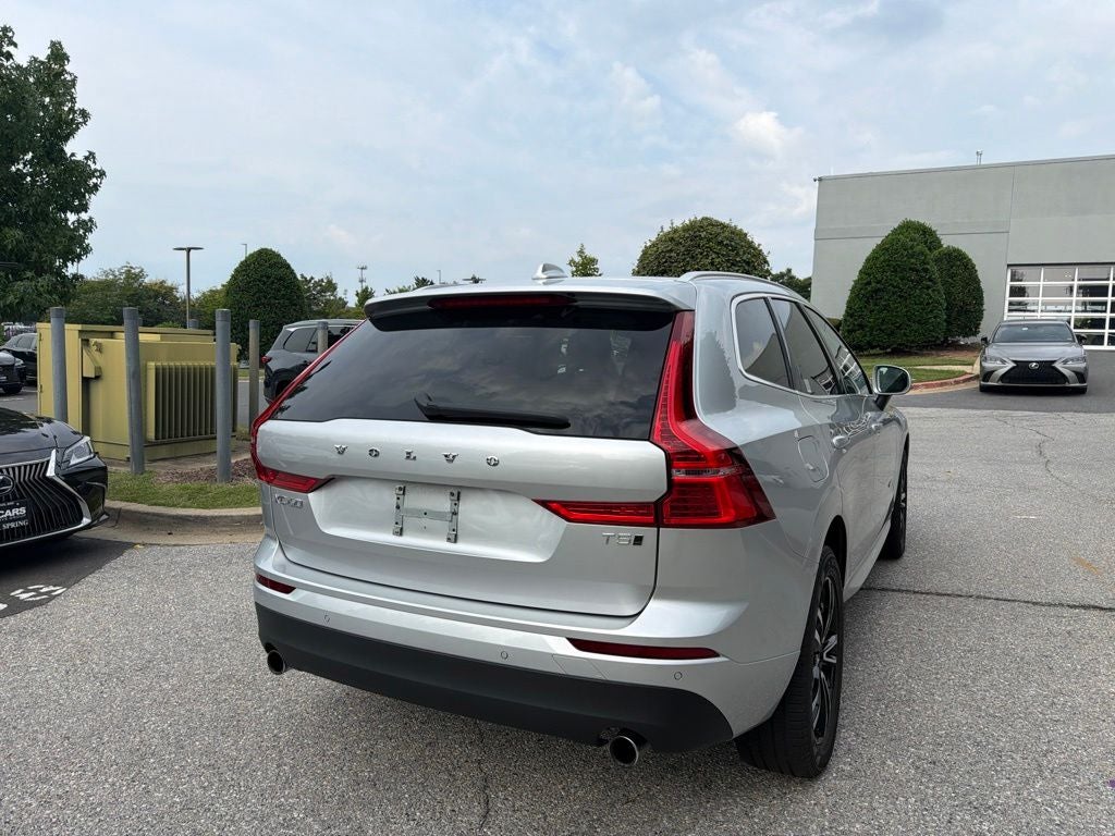 2021 Volvo XC60 T5 Momentum