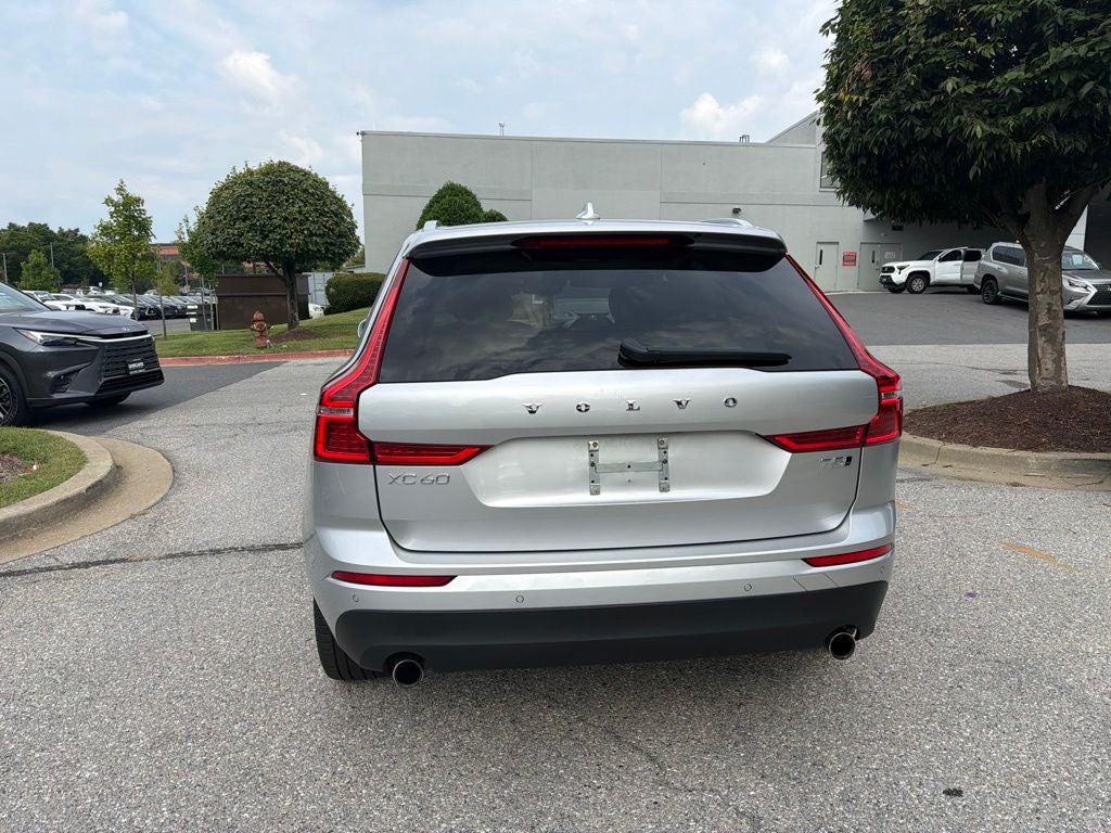 2021 Volvo XC60 T5 Momentum