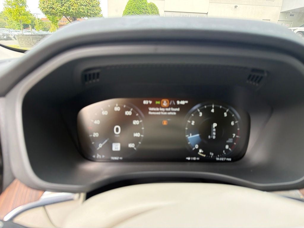 2021 Volvo XC60 T5 Momentum