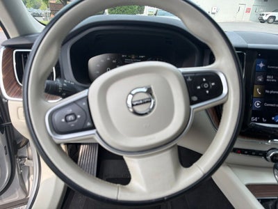 2021 Volvo XC60 T5 Momentum
