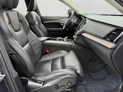 2022 Volvo XC90 Recharge Plug-In Hybrid T8 Inscription Extended Range 7P