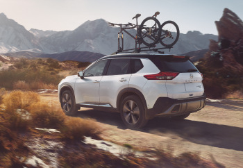 Ford Edge Vs. Nissan Rogue Comparison